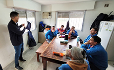 VISITA A LA PLANTA HIPERGAS DE AZUL.